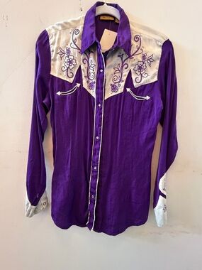 Wrangler Purple and Cream Floral Western Snap Shirt